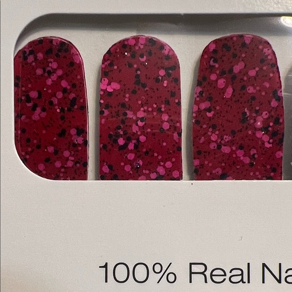 Color Street Other - Head over Claws Color Street Nails